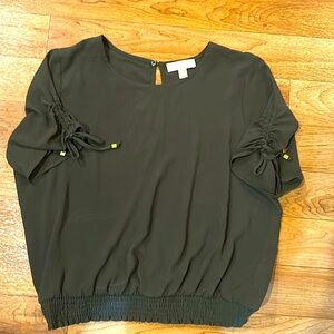 EUC Michael Kors Olive Green Short Sleeve Top Size XL